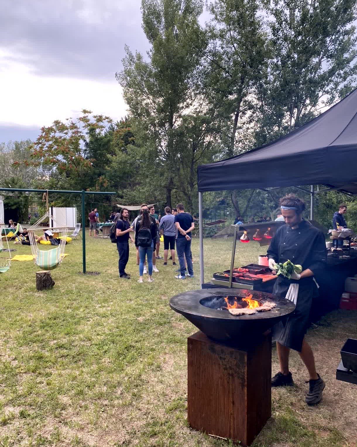 Firemný teambuilding s grilovaním pri jazere Draždiak — Streetko, Bratislava